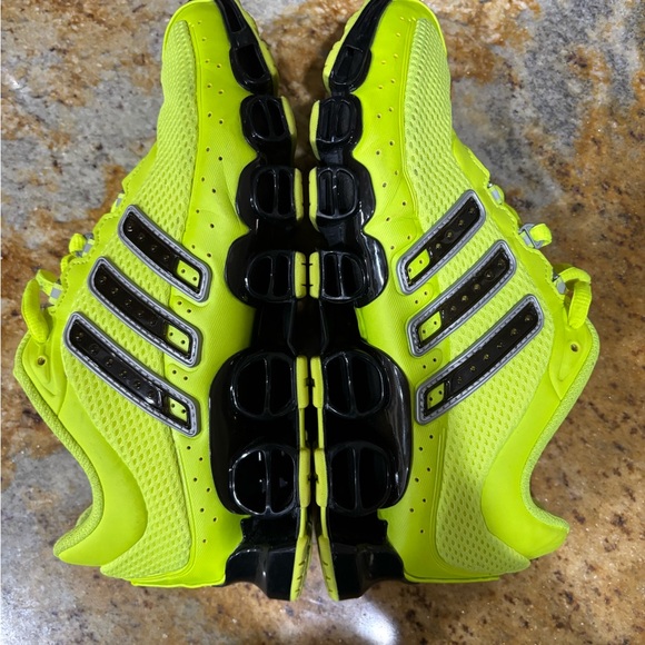 Adidas a3 size 7 - Picture 8 of 9